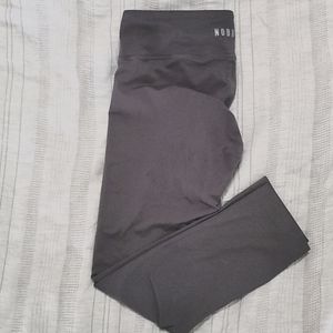 NOBULL Crop Leggings